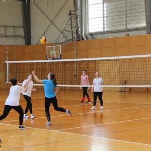 Prvi Odbojkaški turnir Krizmanica Karlovačkog dekanata osvojile krizmanice s Dubovca